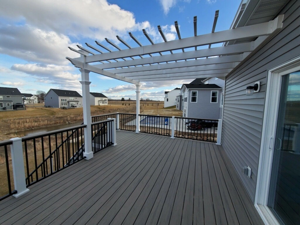 Deck With Perola Prior Lake2